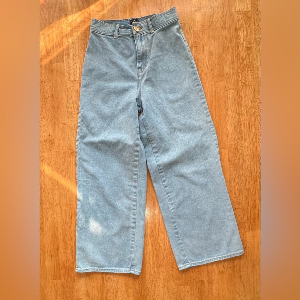BDG wide leg jeans